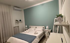 G & B House